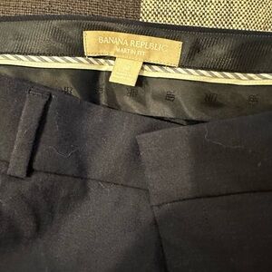 Women’s Banana Repuliv Navy Blue lined pant